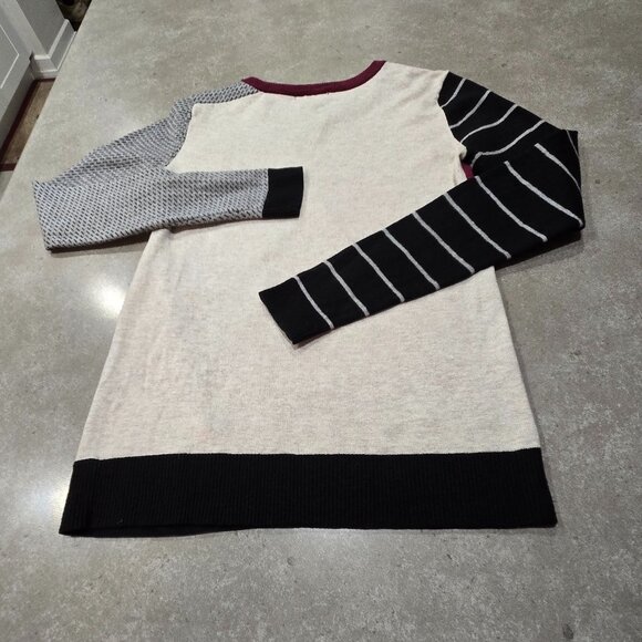 RW&CO. Women's Mixed Multi-Colors/Patterns Long Sleeves Knit Top - Size XS/TP - Picture 3 of 13